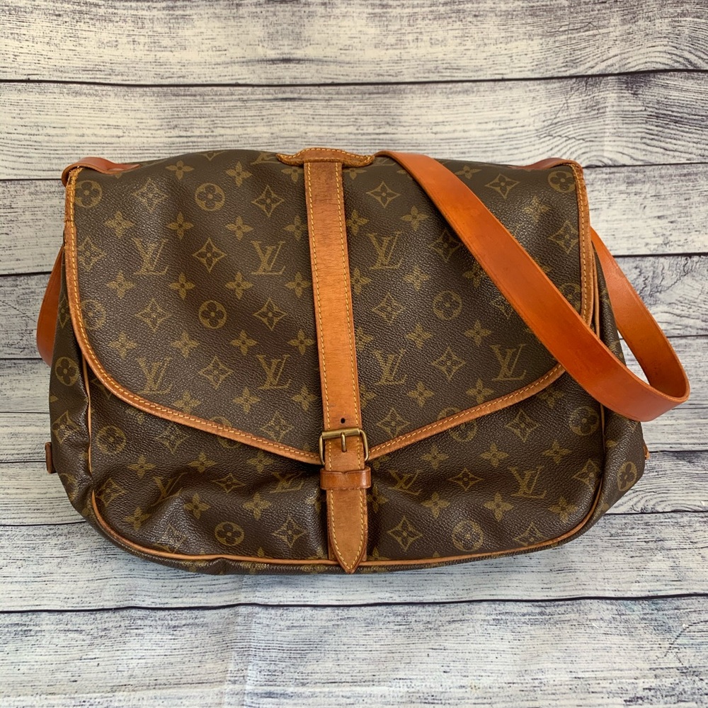 Louis Vuitton Saumur 35 GM